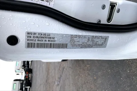 More photos of 2024 Jeep Compass Latitude at Cable Dahmer of Topeka, KS