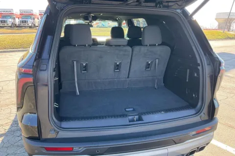 More photos of 2024 Chevrolet Traverse LT at Cable Dahmer of Topeka, KS