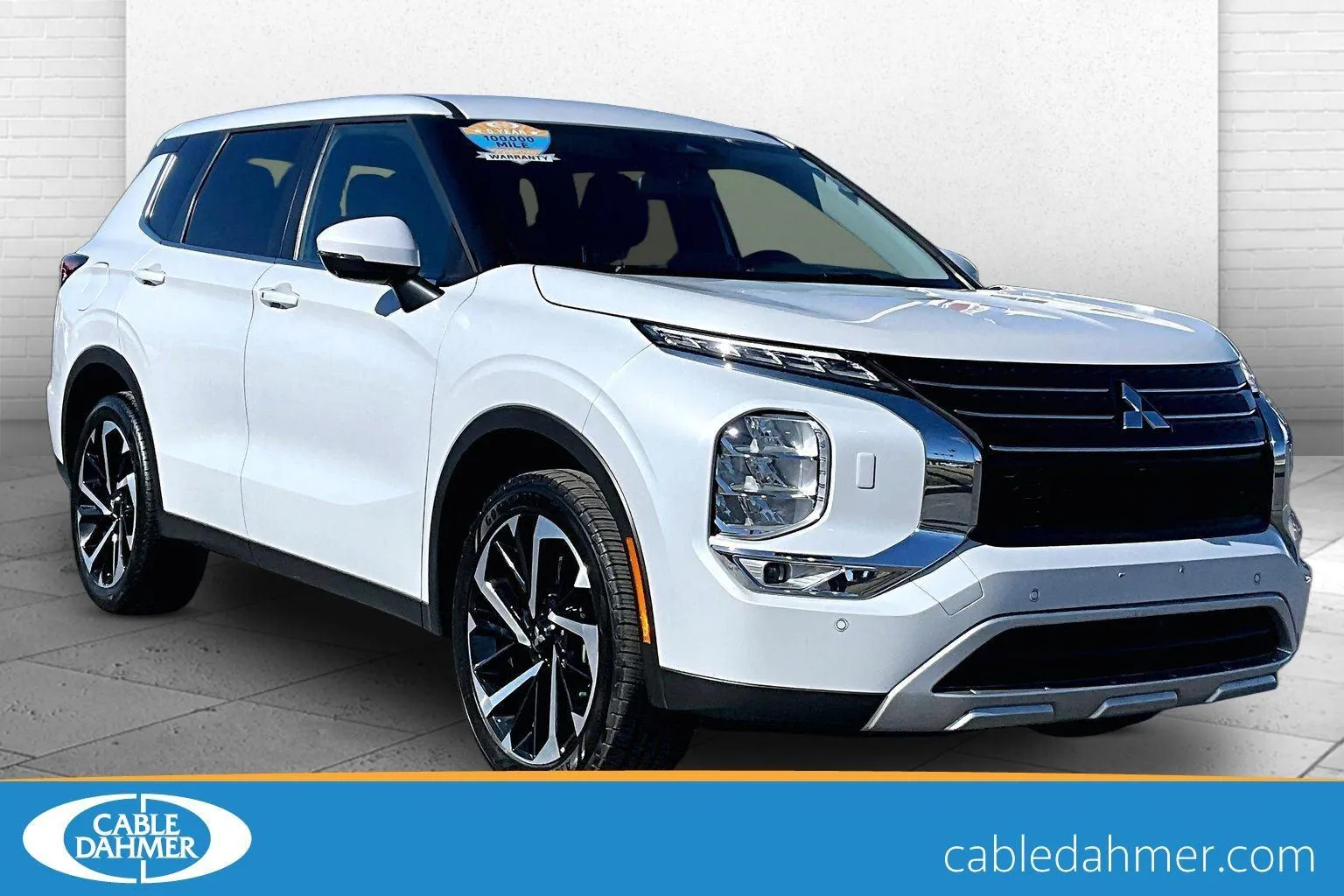 2024 Mitsubishi Outlander SE for sale in Topeka, KS