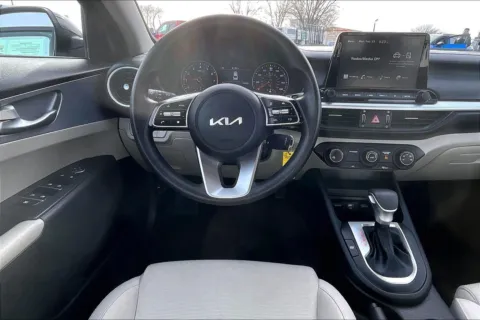 More photos of 2023 Kia Forte LXS at Cable Dahmer of Topeka, KS