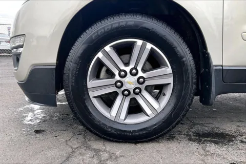 Photos of 2017 Chevrolet Traverse LT for sale in Topeka, KS at Cable Dahmer of Topeka