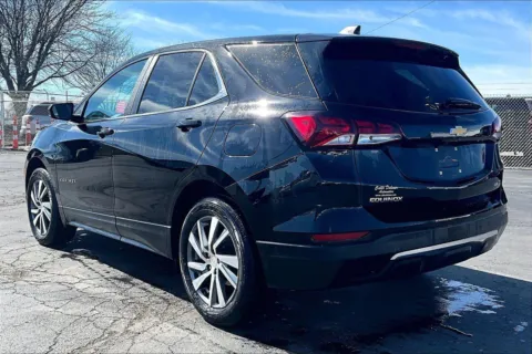 More photos of 2022 Chevrolet Equinox LT at Cable Dahmer of Topeka, KS