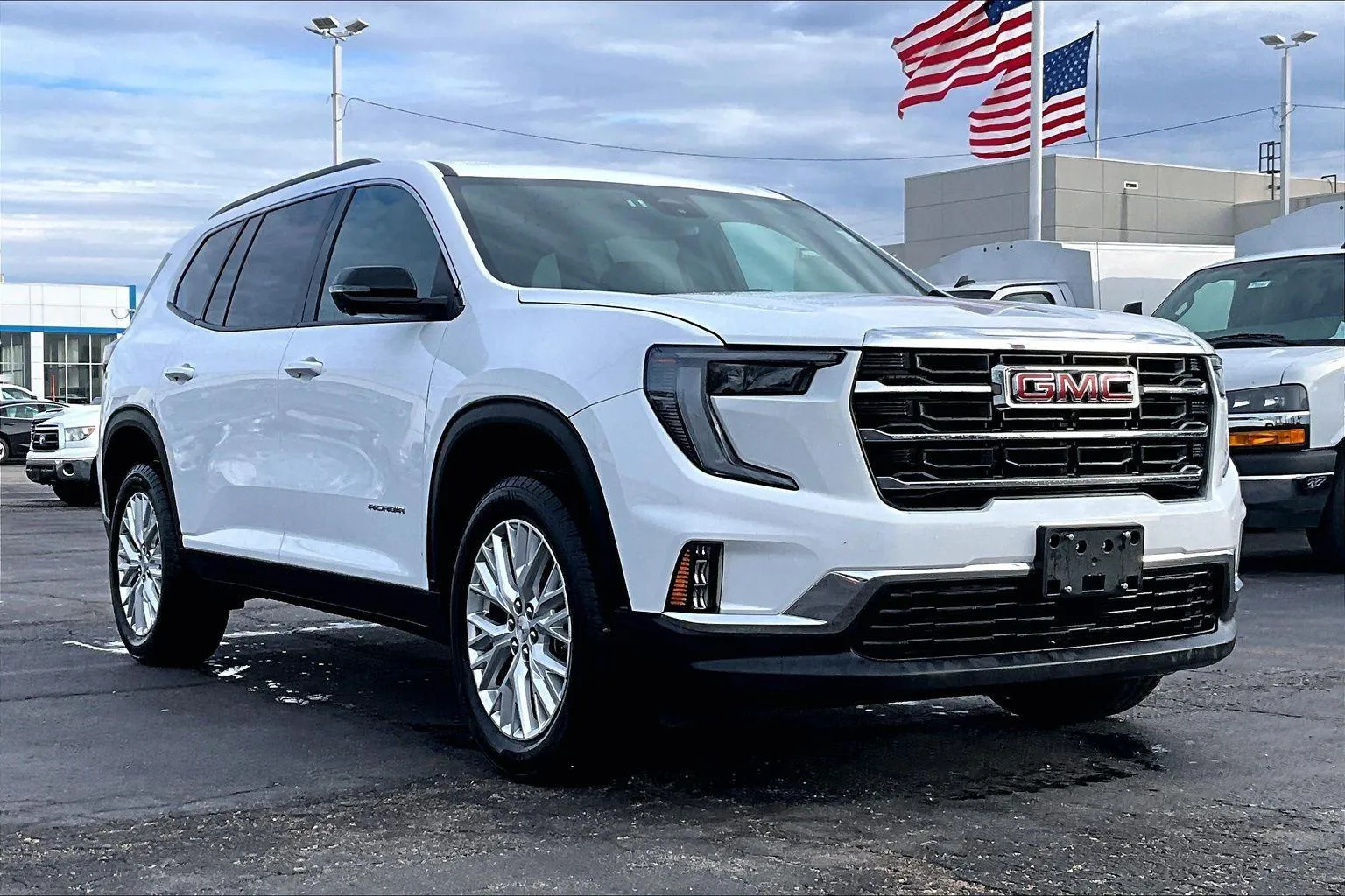 White 2024 GMC Acadia Elevation for sale in Topeka, KS