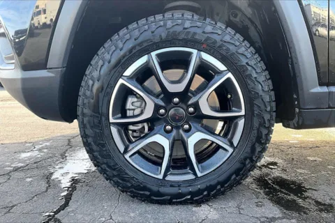 Photos of 2024 Jeep Compass Trailhawk for sale in Topeka, KS at Cable Dahmer of Topeka