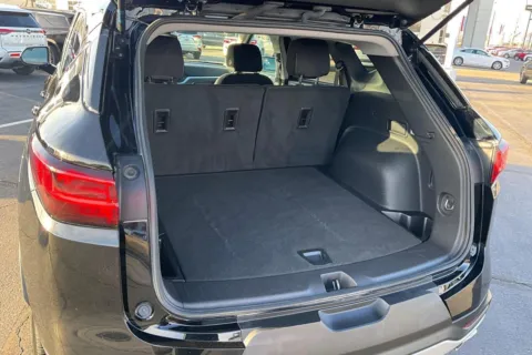 More photos of 2025 Chevrolet Blazer 2LT at Cable Dahmer of Topeka, KS