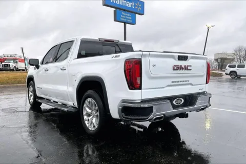 More photos of 2019 GMC Sierra 1500 SLT at Cable Dahmer of Topeka, KS