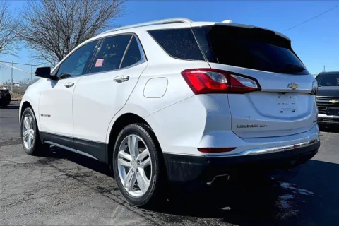 More photos of 2018 Chevrolet Equinox Premier at Cable Dahmer of Topeka, KS
