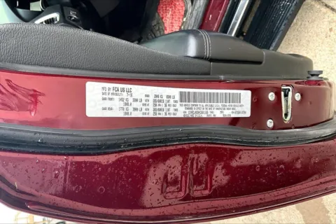 More photos of 2017 Dodge Durango SXT at Cable Dahmer of Topeka, KS