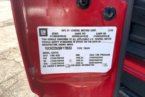 More photos of 2006 Chevrolet Silverado 2500 HD LT3 at Cable Dahmer of Topeka, KS