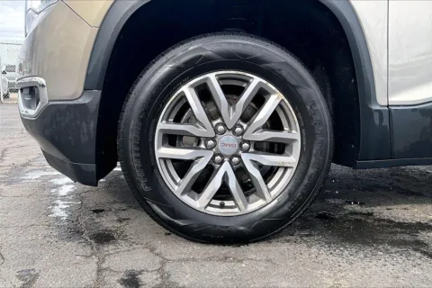 Photos of 2019 GMC Acadia SLE for sale in Topeka, KS at Cable Dahmer of Topeka