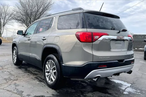 More photos of 2019 GMC Acadia SLE at Cable Dahmer of Topeka, KS