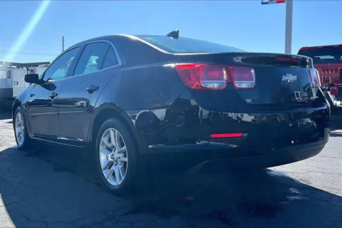 More photos of 2016 Chevrolet Malibu Limited LT at Cable Dahmer of Topeka, KS