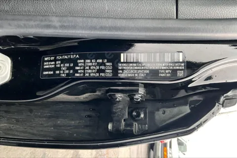 More photos of 2018 Jeep Renegade Trailhawk at Cable Dahmer of Topeka, KS