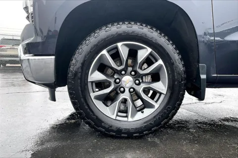 Photos of 2024 Chevrolet Silverado 1500 LT (2FL) for sale in Topeka, KS at Cable Dahmer of Topeka