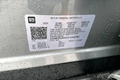 More photos of 2025 Chevrolet Traverse LT at Cable Dahmer of Topeka, KS