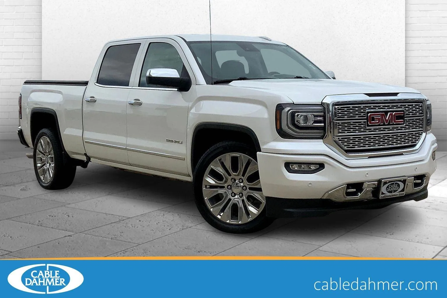 White 2018 GMC Sierra 1500 Denali for sale in Topeka, KS