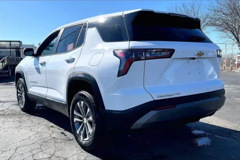 More photos of 2025 Chevrolet Equinox LT at Cable Dahmer of Topeka, KS