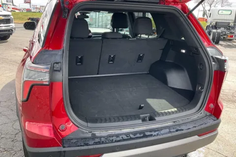 More photos of 2025 Chevrolet Equinox LT at Cable Dahmer of Topeka, KS