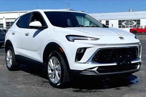 White 2025 Buick Encore GX Preferred for sale in Topeka, KS