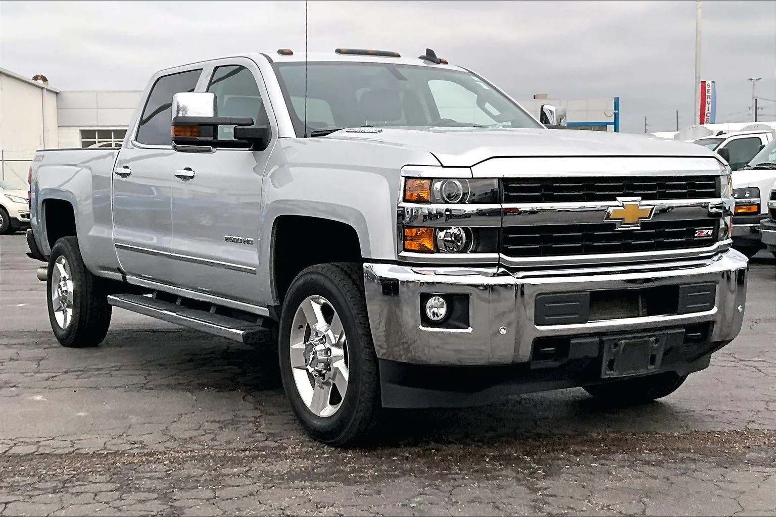 Silver 2016 Chevrolet Silverado 2500 HD LTZ for sale in Topeka, KS