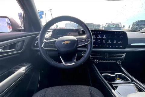 More photos of 2024 Chevrolet Traverse LT at Cable Dahmer of Topeka, KS