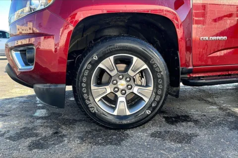 Photos of 2017 Chevrolet Colorado 4WD Z71 for sale in Topeka, KS at Cable Dahmer of Topeka