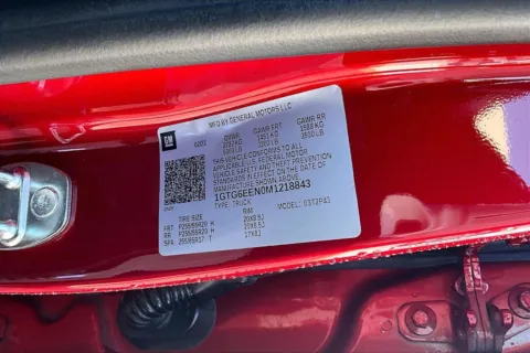 More photos of 2021 GMC Canyon 4WD Denali at Cable Dahmer of Topeka, KS