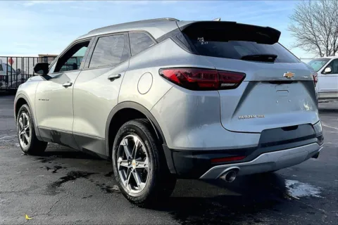 More photos of 2025 Chevrolet Blazer 2LT at Cable Dahmer of Topeka, KS