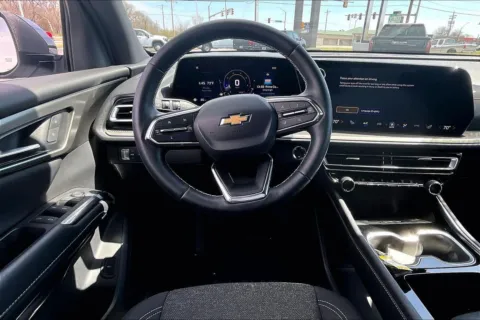 More photos of 2025 Chevrolet Traverse LT at Cable Dahmer of Topeka, KS