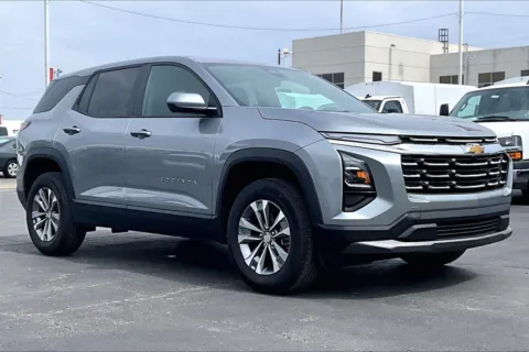 Gray 2025 Chevrolet Equinox LT for sale in Topeka, KS