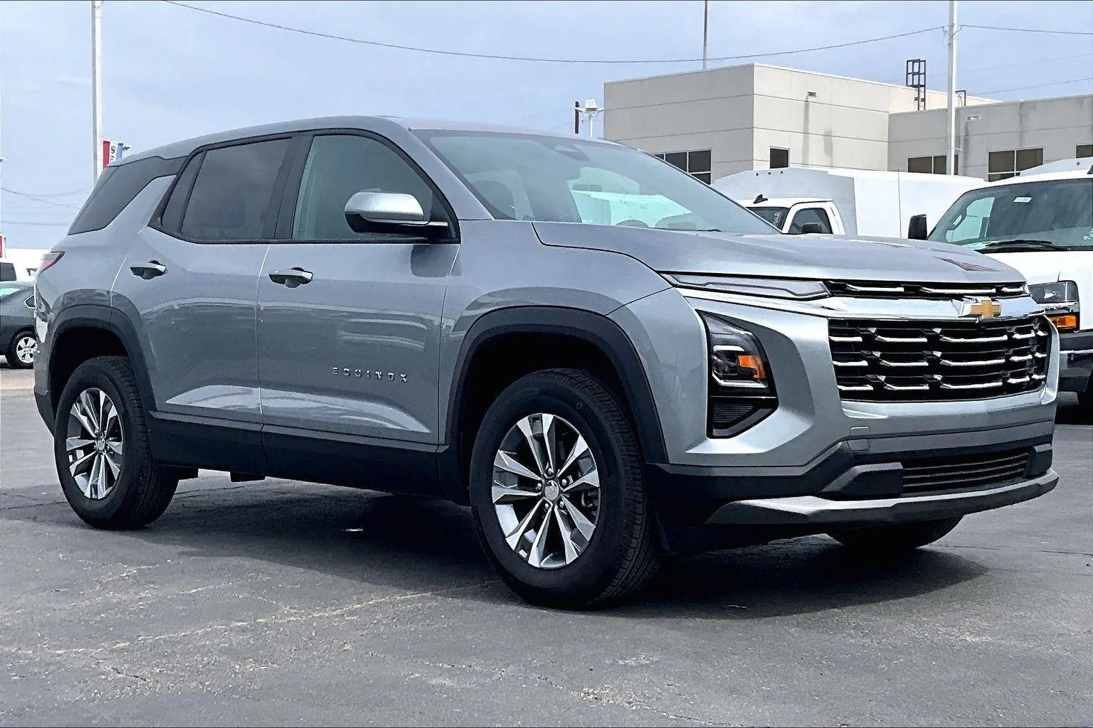 Gray 2025 Chevrolet Equinox LT for sale in Topeka, KS