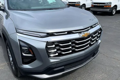 Another view of 2025 Chevrolet Equinox LT for sale in Topeka, KS at Cable Dahmer of Topeka