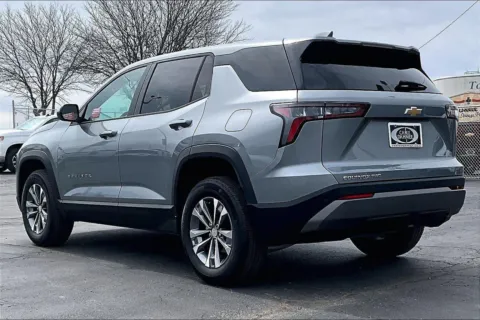More photos of 2025 Chevrolet Equinox LT at Cable Dahmer of Topeka, KS
