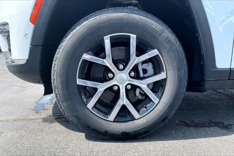 Photos of 2024 Jeep Grand Cherokee L Limited for sale in Topeka, KS at Cable Dahmer of Topeka