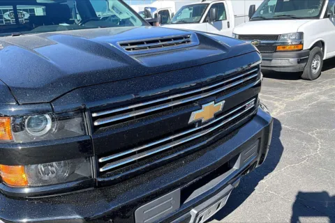 Another view of 2019 Chevrolet Silverado 2500 HD LTZ for sale in Topeka, KS at Cable Dahmer of Topeka