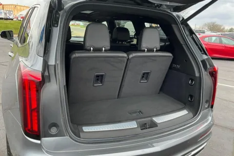 More photos of 2022 Cadillac XT6 Premium Luxury at Cable Dahmer of Topeka, KS