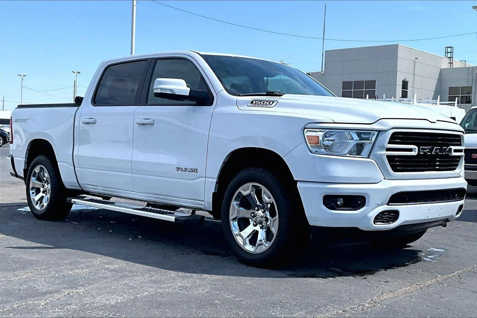 White 2020 RAM 1500 Big Horn for sale in Topeka, KS