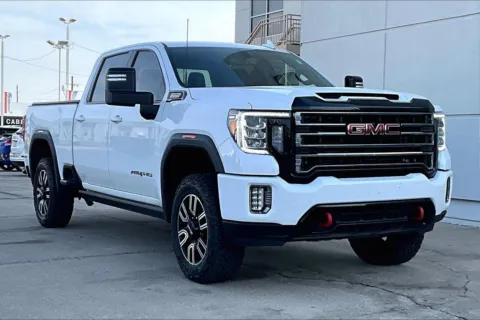 White 2023 GMC Sierra 2500 HD AT4 for sale in Topeka, KS