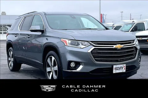 Gray 2020 Chevrolet Traverse LT Leather for sale in Topeka, KS