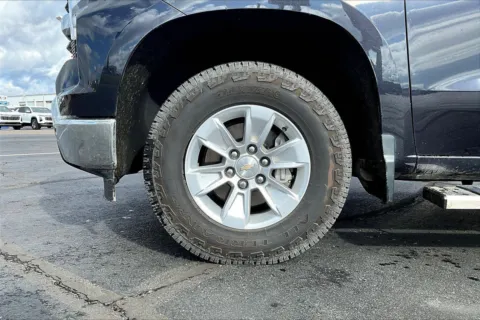 Photos of 2024 Chevrolet Silverado 1500 LT for sale in Topeka, KS at Cable Dahmer of Topeka