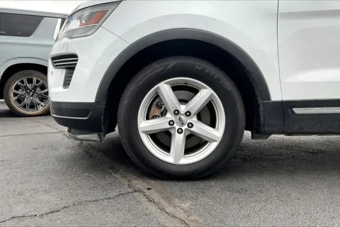 Photos of 2019 Ford Explorer XLT for sale in Topeka, KS at Cable Dahmer of Topeka