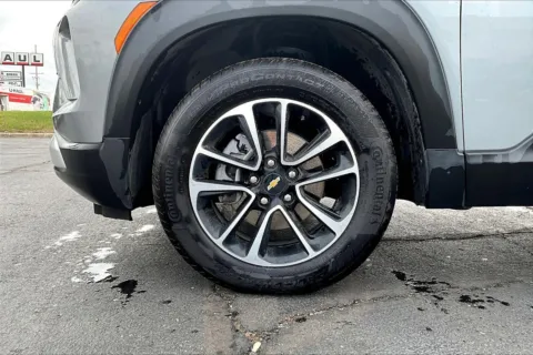 Photos of 2025 Chevrolet Trailblazer LT for sale in Topeka, KS at Cable Dahmer of Topeka