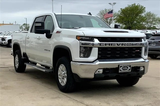 2023 Chevrolet Silverado 2500HD LT for sale in Topeka, KS