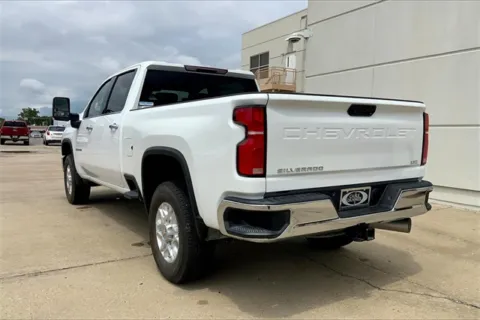 More photos of 2024 Chevrolet Silverado 2500HD LTZ at Cable Dahmer of Topeka, KS