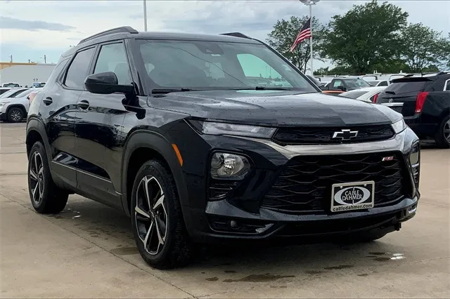 Black 2022 Chevrolet TrailBlazer RS for sale in Topeka, KS
