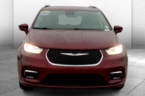 Photos of 2021 Chrysler Pacifica Touring for sale in Topeka, KS at Cable Dahmer of Topeka