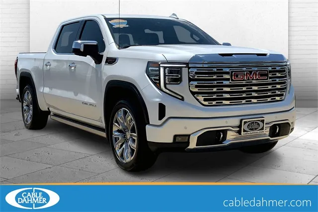 White 2022 GMC Sierra 1500 Denali for sale in Topeka, KS