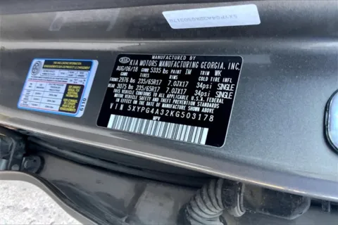 More photos of 2019 Kia Sorento LX at Cable Dahmer of Topeka, KS