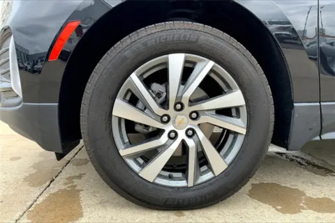 Photos of 2022 Chevrolet Equinox LT for sale in Topeka, KS at Cable Dahmer of Topeka