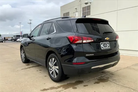 More photos of 2022 Chevrolet Equinox LT at Cable Dahmer of Topeka, KS